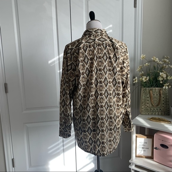 Ellen Tracy Button Down Printed Top - Picture 10 of 12